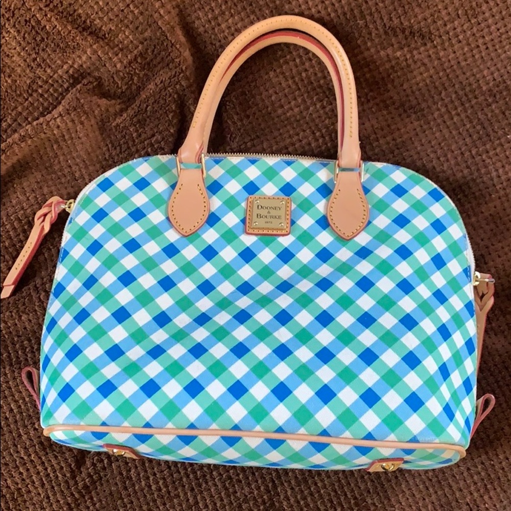 Dooney & Bourke medium sized Handbag